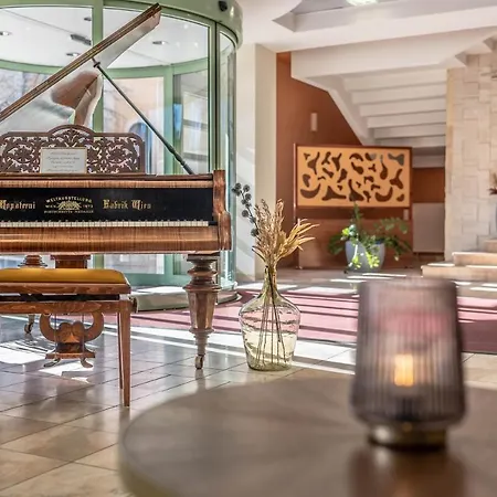 Szent Janos Hotel 3*